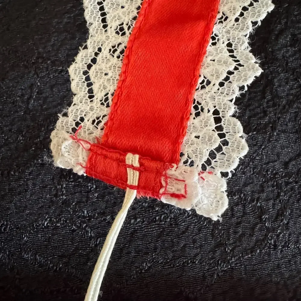 Anna Konya red white